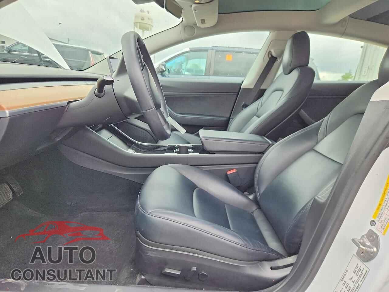 TESLA MODEL 3 2020 - 5YJ3E1EB4LF638532