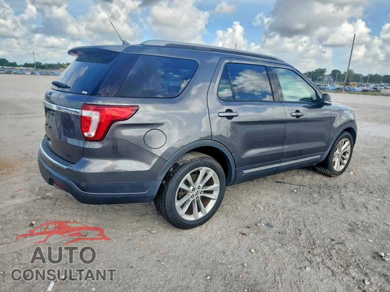 FORD EXPLORER 2018 - 1FM5K7D88JGB26913