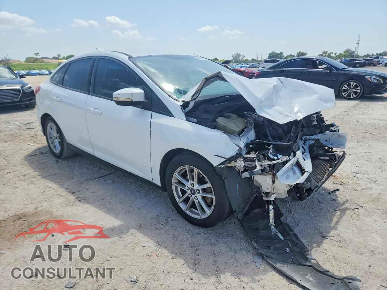 FORD FOCUS 2015 - 1FADP3F2XFL263939