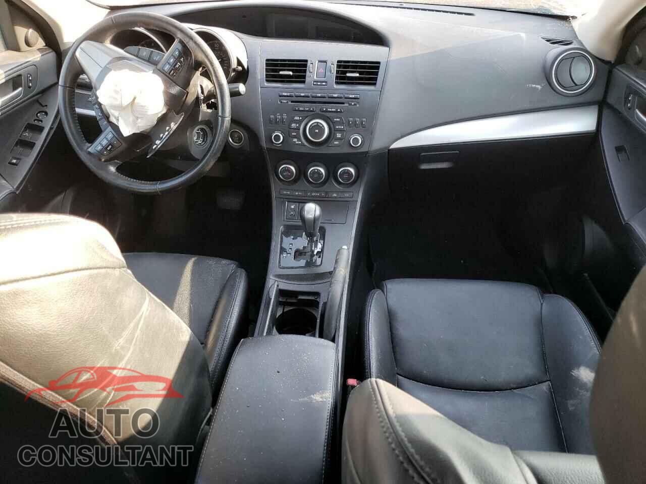 MAZDA MAZDA3 2012 - JM1BL1W56C1556370