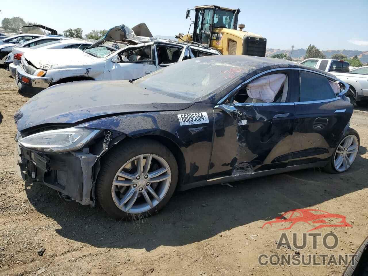 TESLA MODEL S 2014 - 5YJSA1H12EFP61596