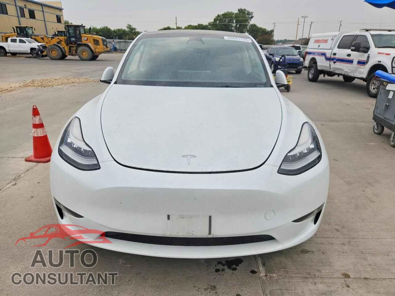 TESLA MODEL Y 2023 - 7SAYGDEEXPA083104