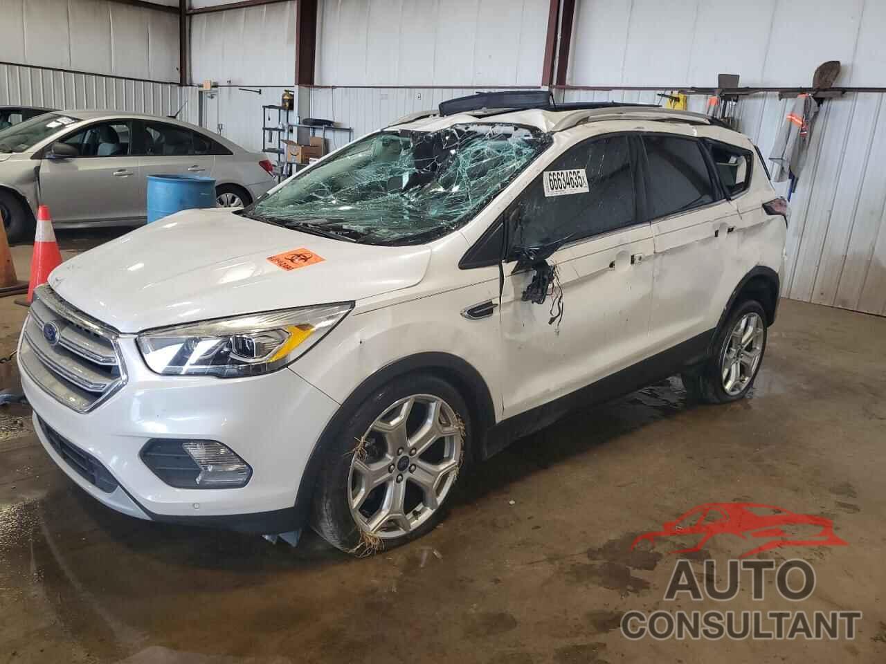 FORD ESCAPE 2017 - 1FMCU9J92HUB34933