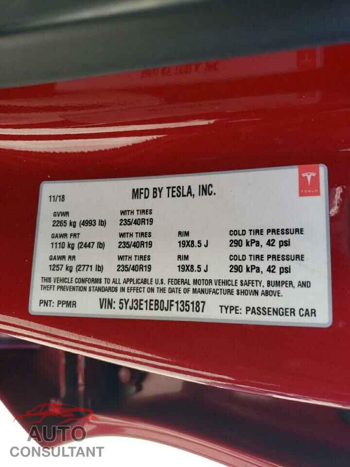 TESLA MODEL 3 2018 - 5YJ3E1EB0JF135187