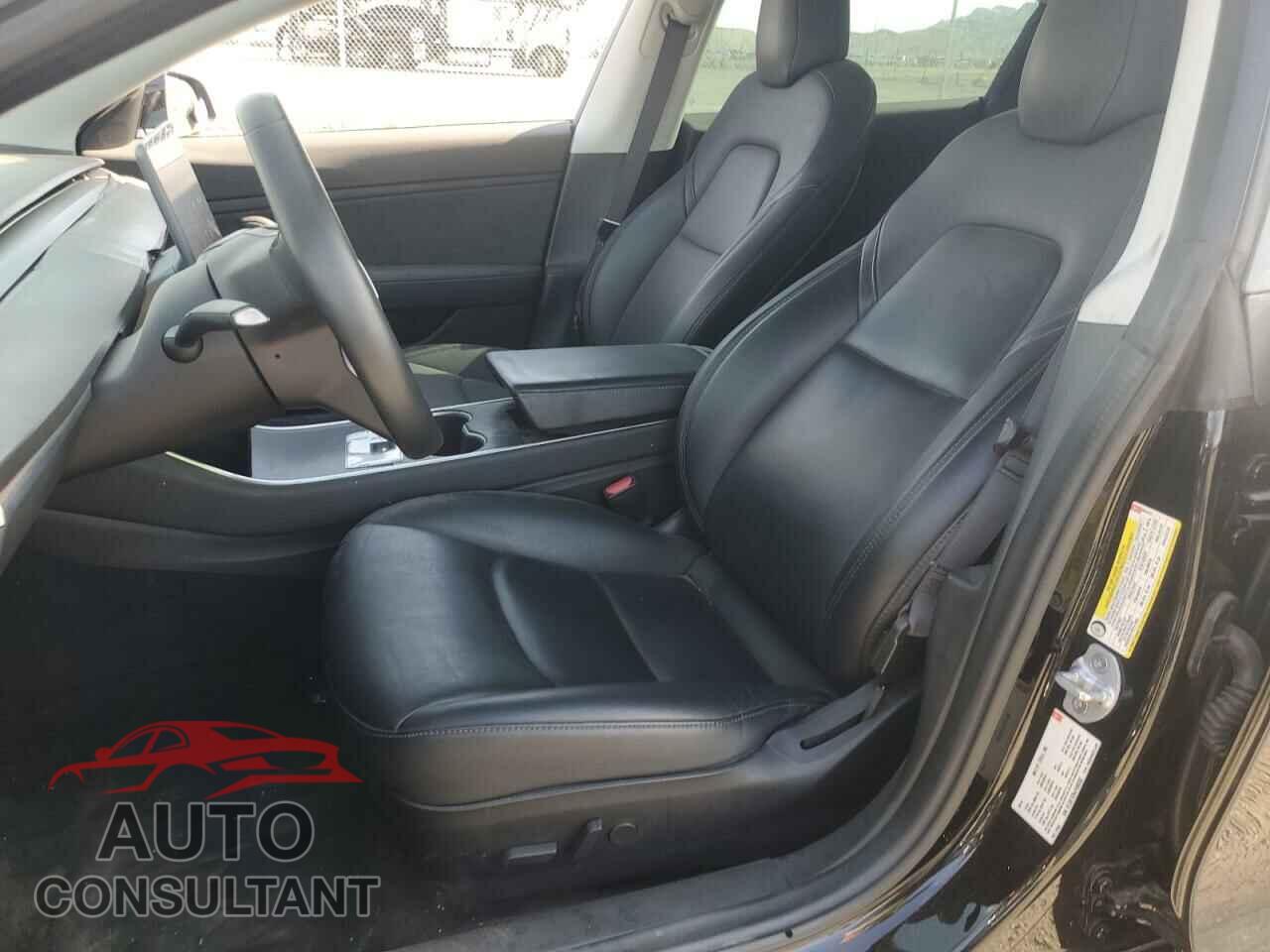 TESLA MODEL 3 2018 - 5YJ3E1EB4JF068352