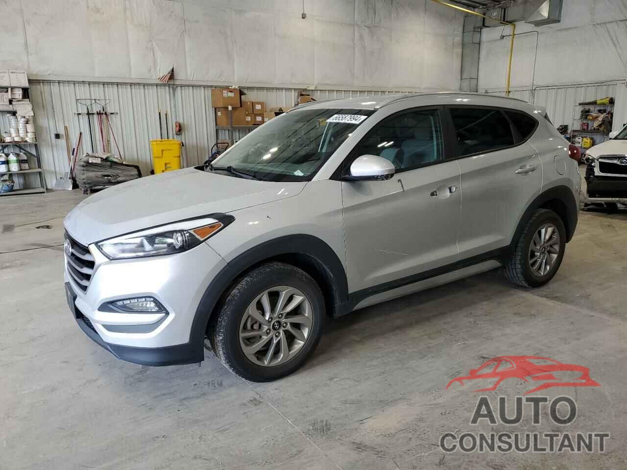 HYUNDAI TUCSON 2018 - KM8J33A40JU641914