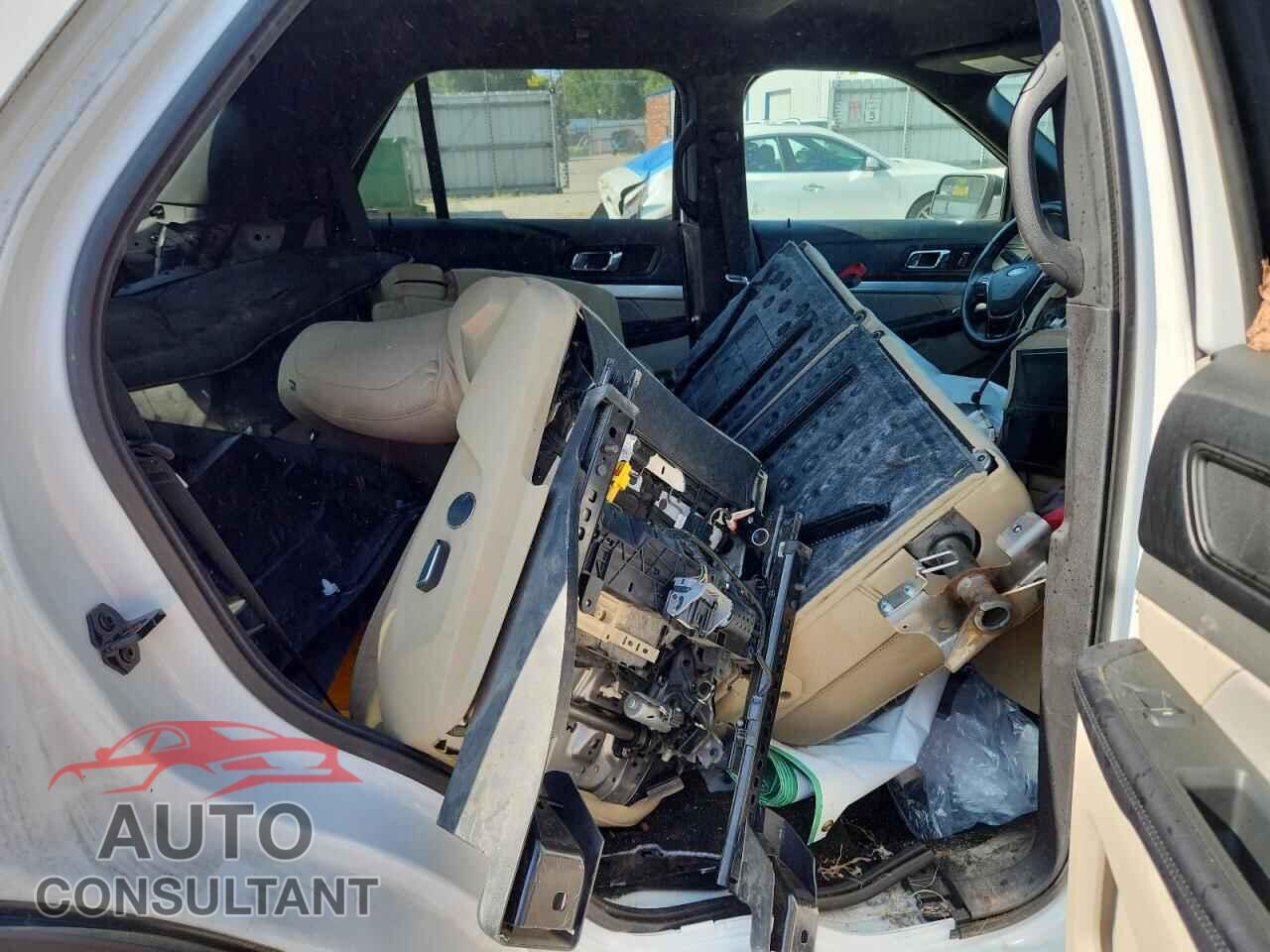 FORD EXPLORER 2018 - 1FM5K8B84JGA90307