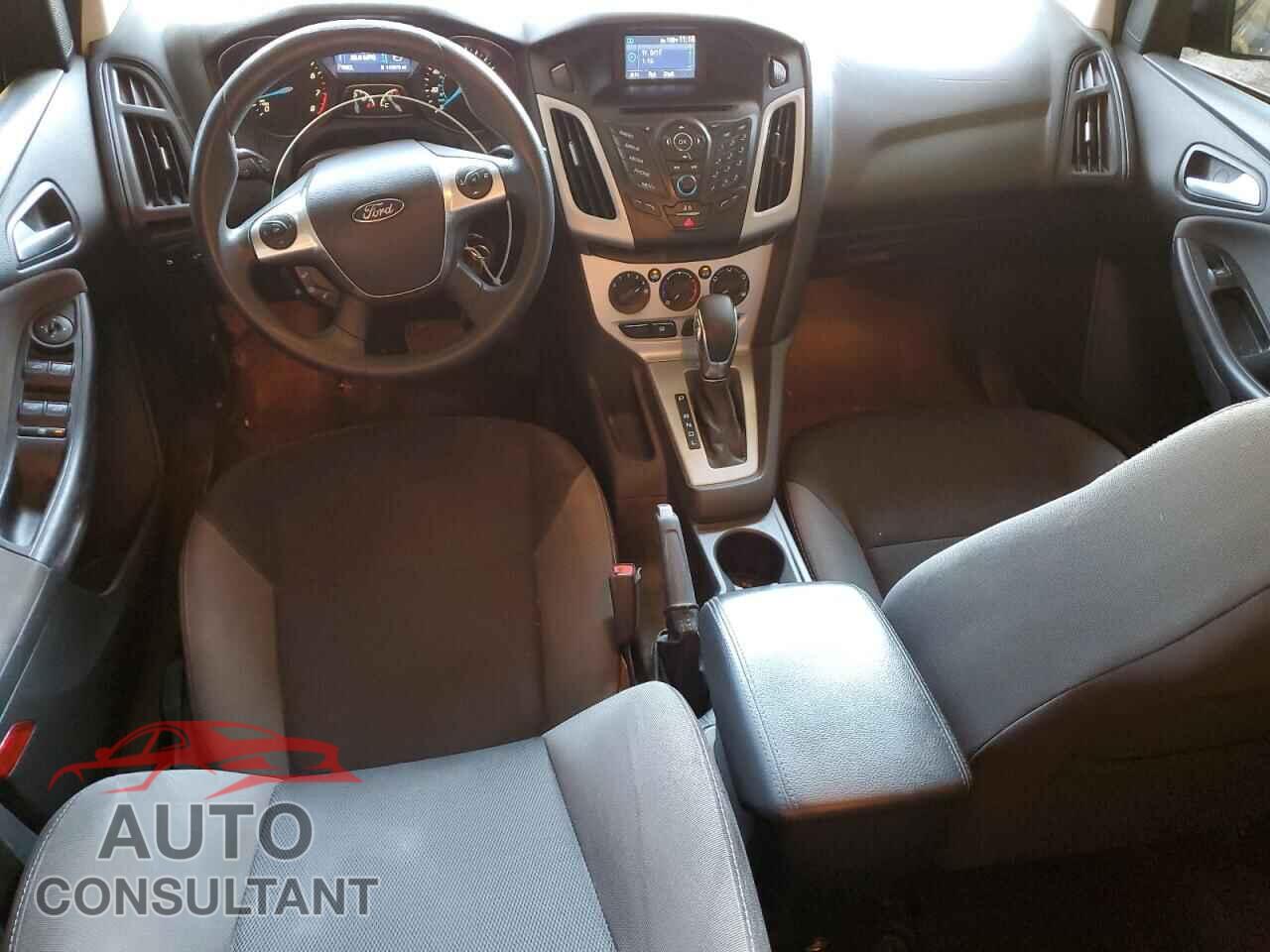 FORD FOCUS 2014 - 1FADP3F25EL224643