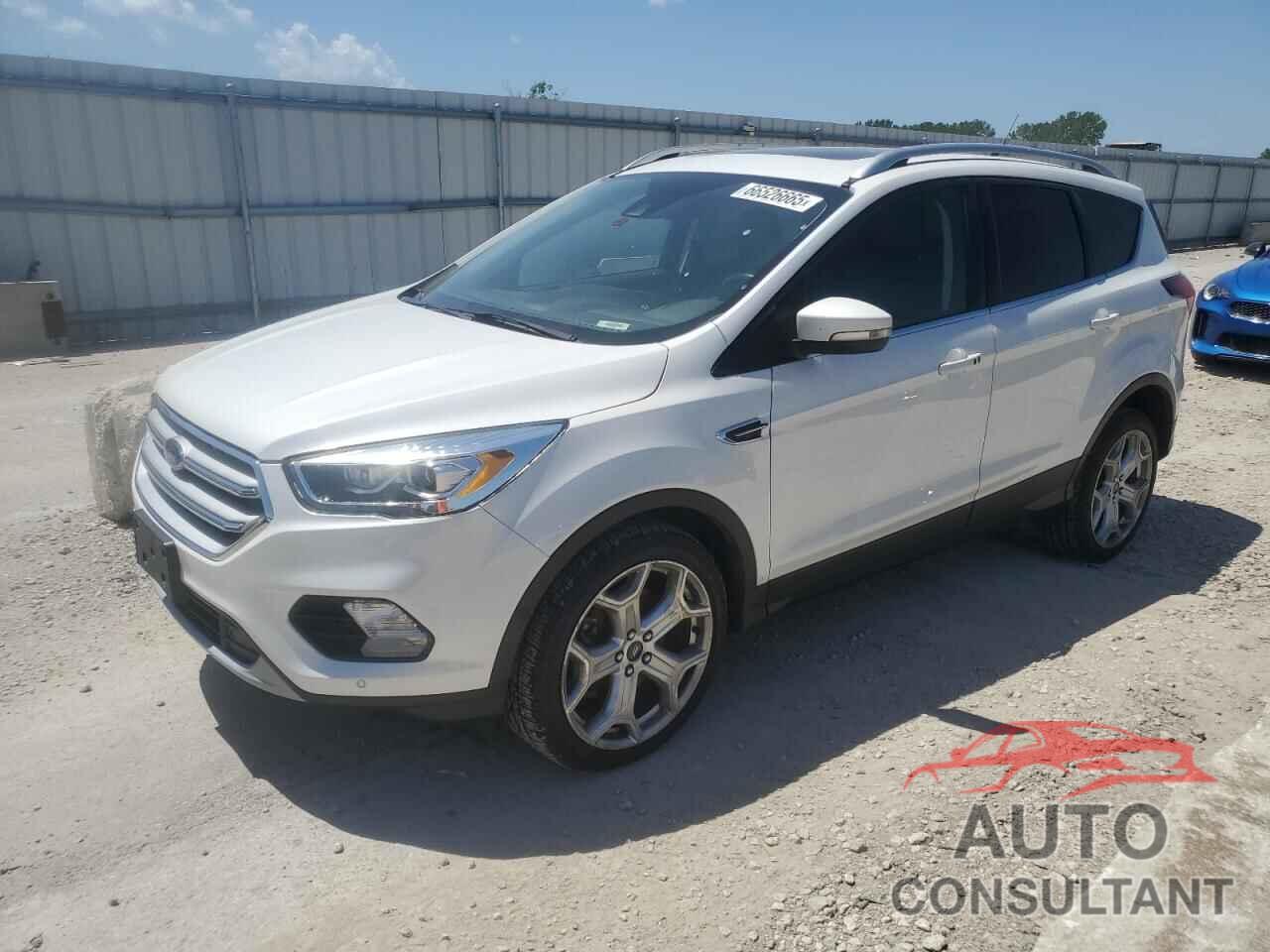 FORD ESCAPE 2019 - 1FMCU9J95KUB02842