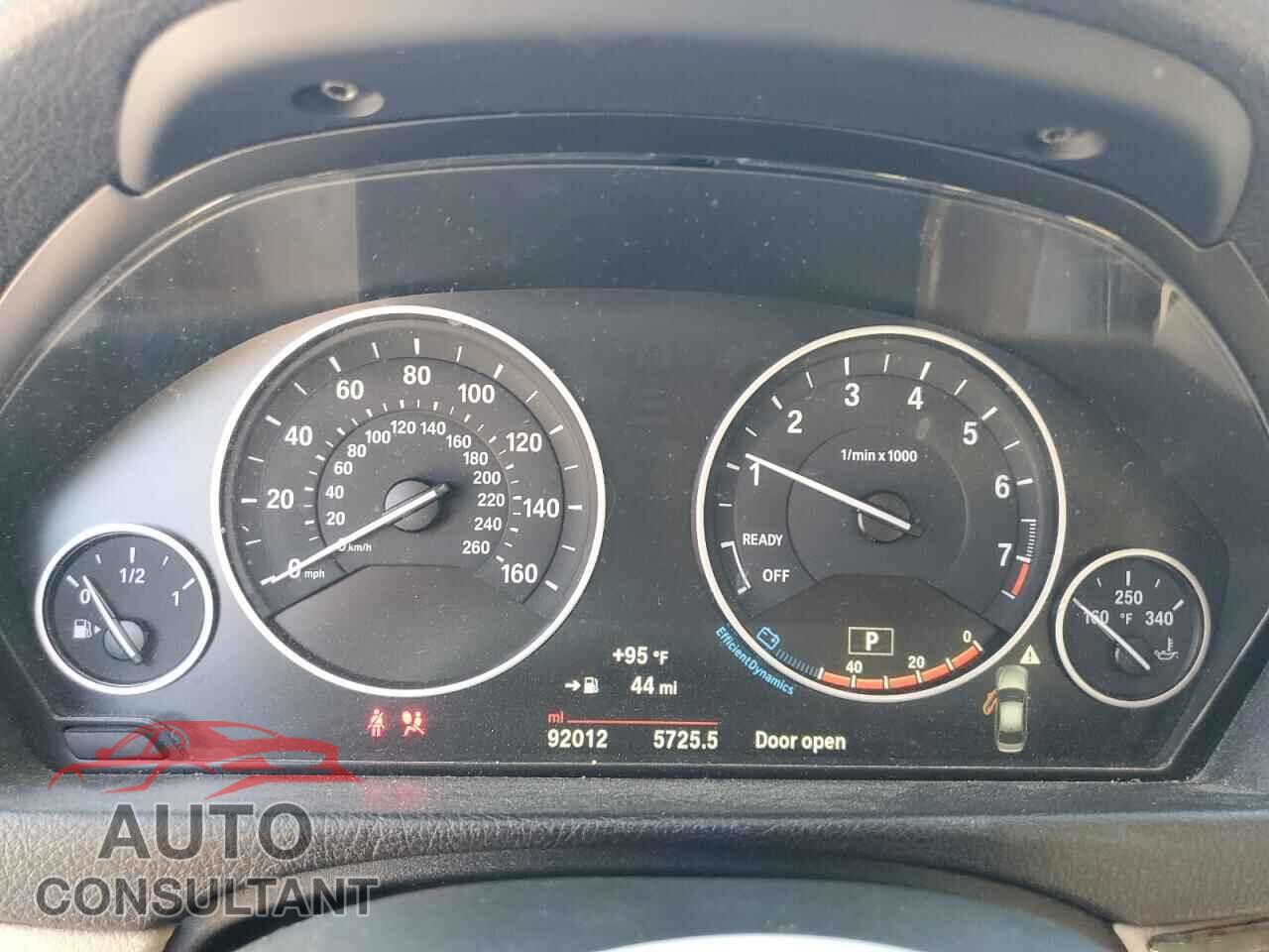 BMW 3 SERIES 2016 - WBA8E5G55GNU20432