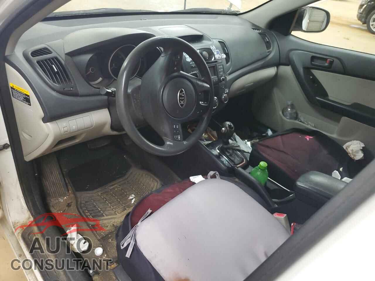 KIA FORTE 2011 - KNAFU5A23B5332433