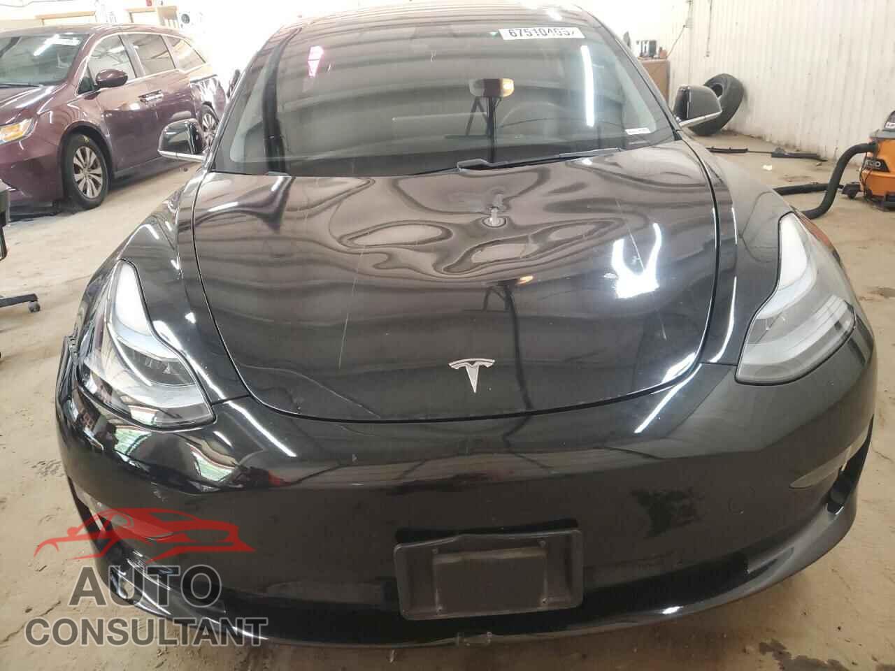 TESLA MODEL 3 2018 - 5YJ3E1EB9JF113477
