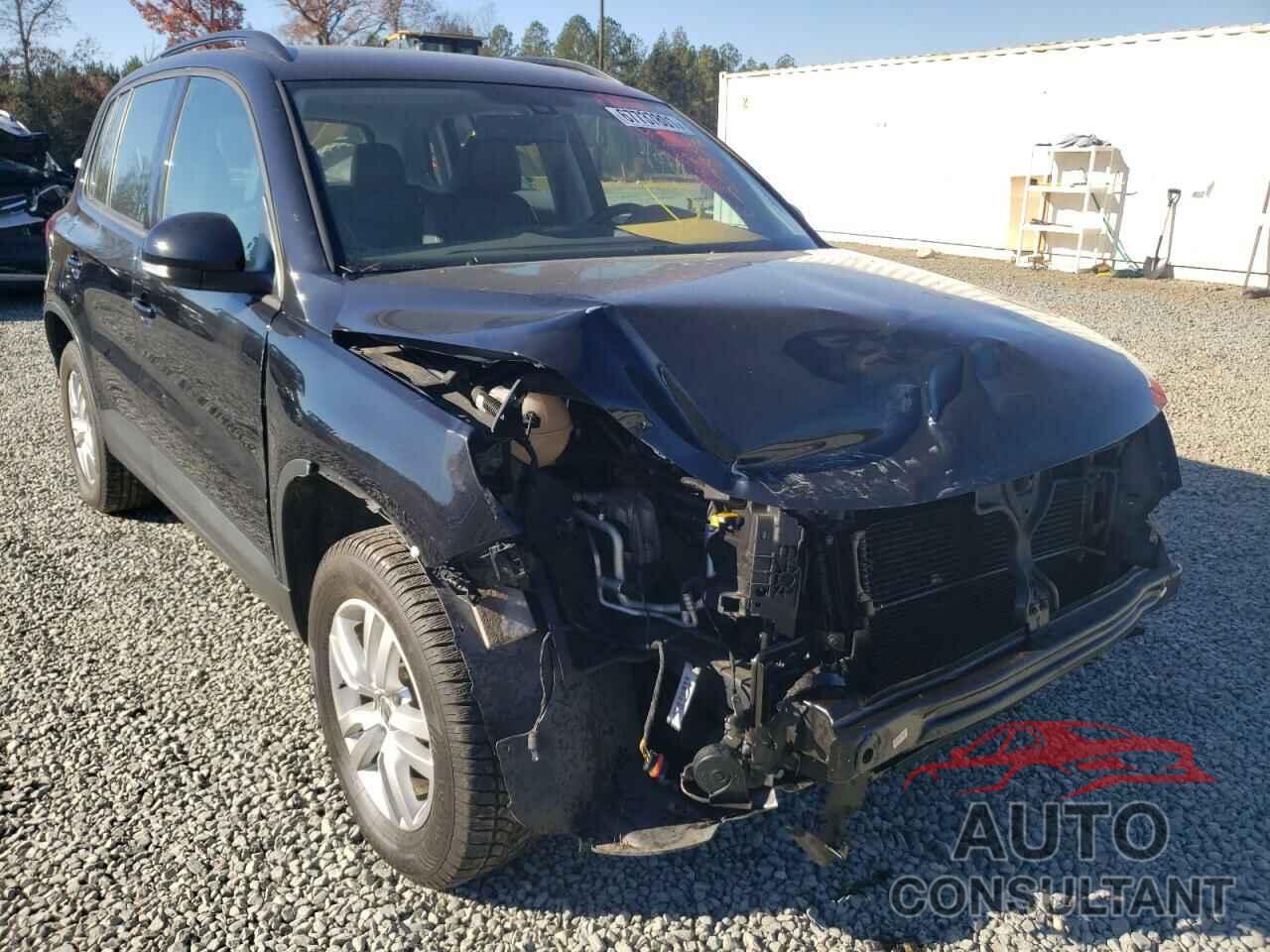 VOLKSWAGEN TIGUAN 2017 - WVGBV7AX4HK032718