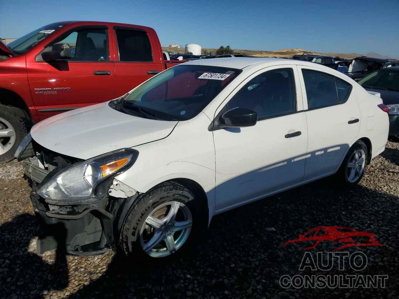 NISSAN VERSA 2019 - 3N1CN7AP6KL838321