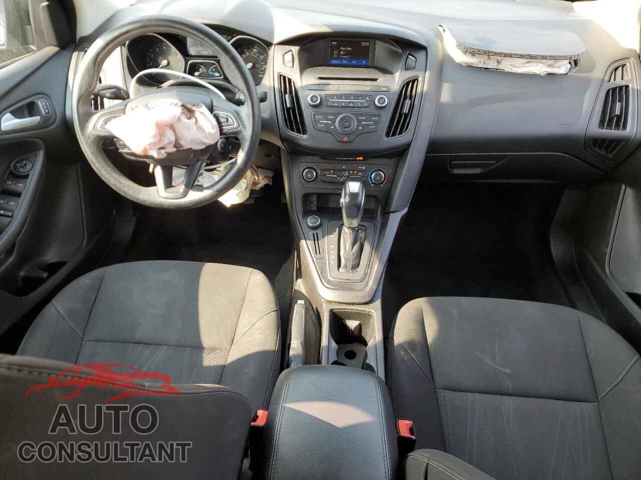 FORD FOCUS 2016 - 1FADP3F25GL314135