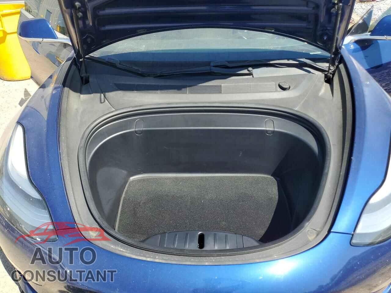 TESLA MODEL 3 2019 - 5YJ3E1EB8KF437666