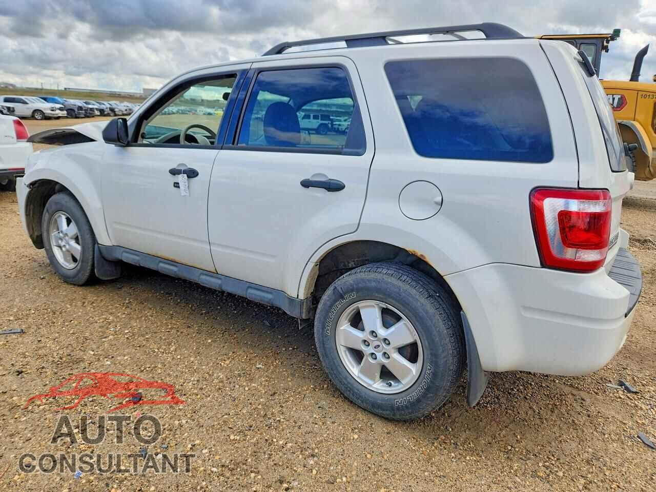 FORD ESCAPE 2011 - 1FMCU9DG4BKA23362