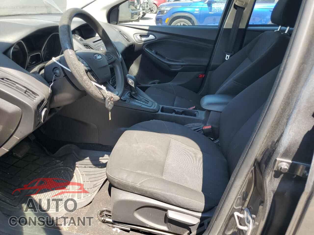 FORD FOCUS 2017 - 1FADP3FE5HL263392