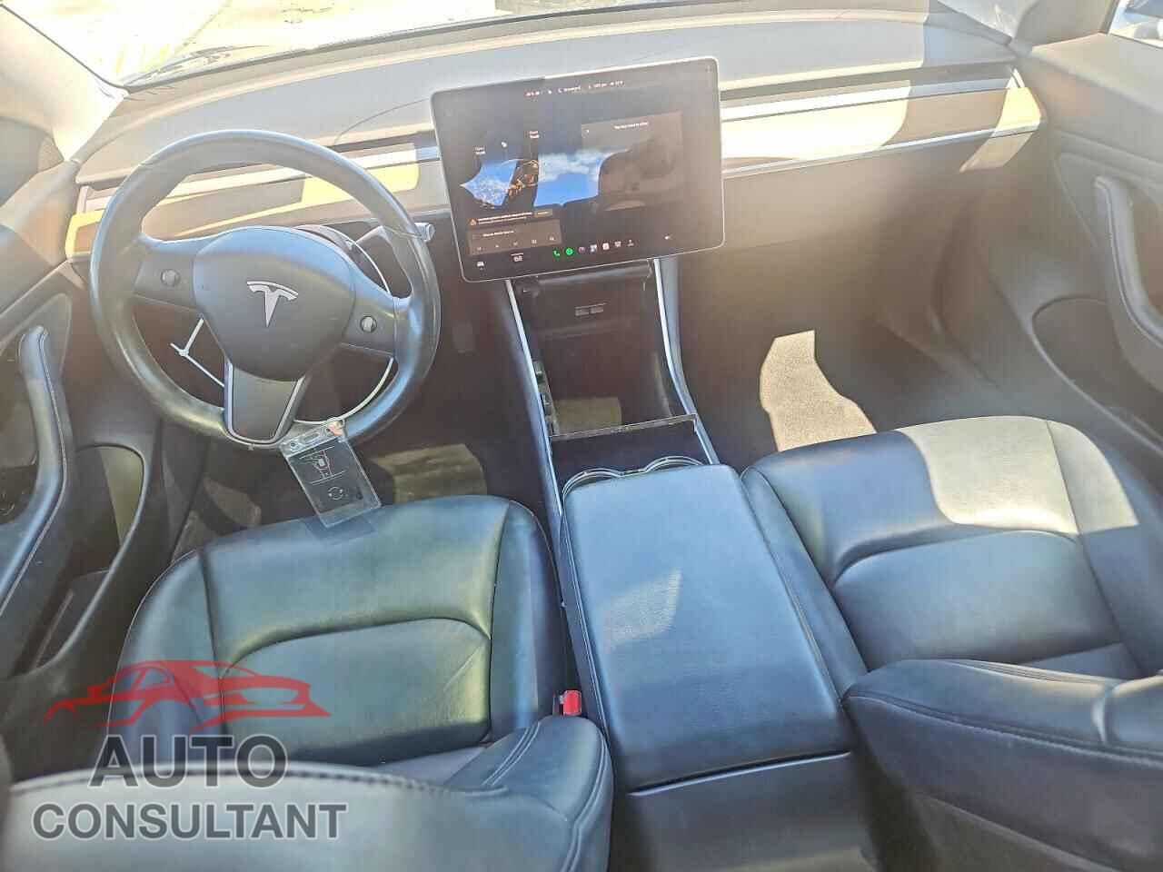 TESLA MODEL 3 2019 - 5YJ3E1EA5KF326323