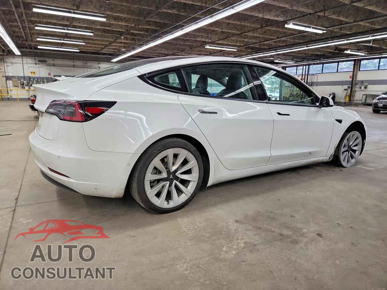 TESLA MODEL 3 2022 - 5YJ3E1EA6NF287875