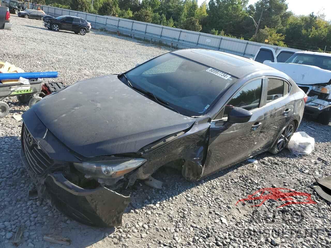MAZDA 3 2018 - 3MZBN1V31JM244903
