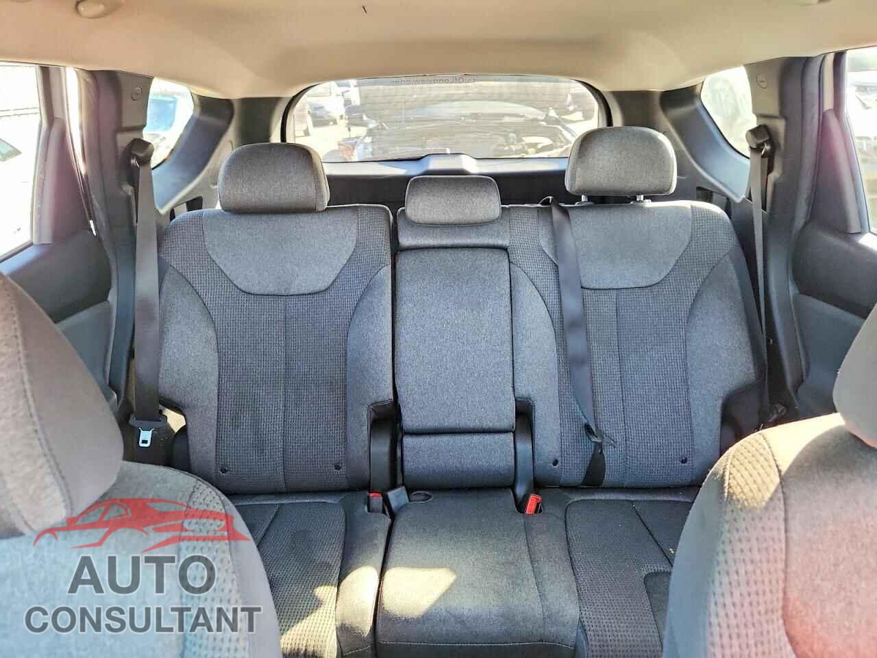 HYUNDAI SANTA FE 2023 - 5NMS14AJ1PH484162