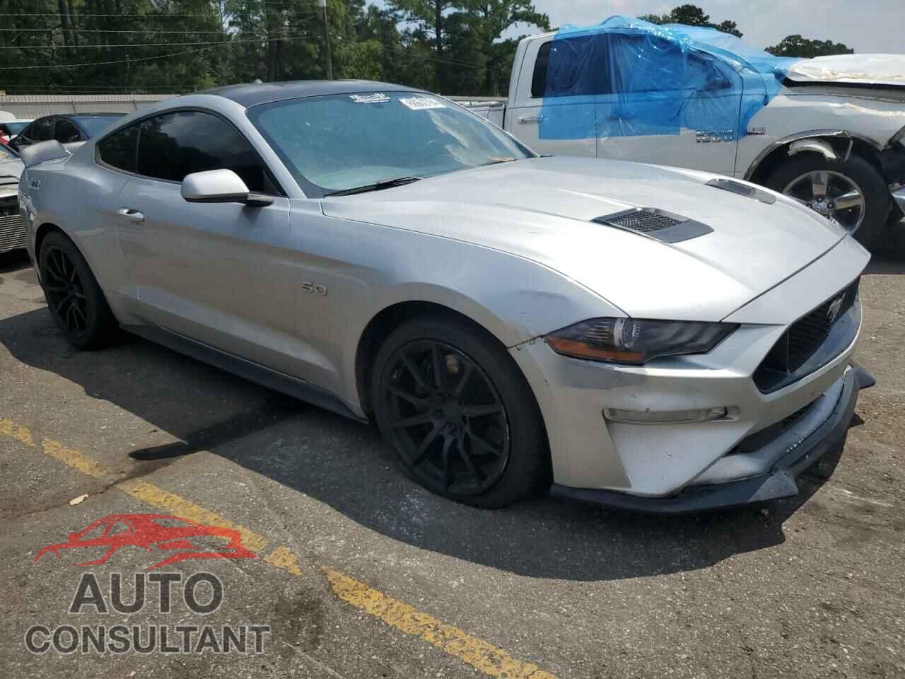 FORD MUSTANG 2019 - 1FA6P8CF5K5103608