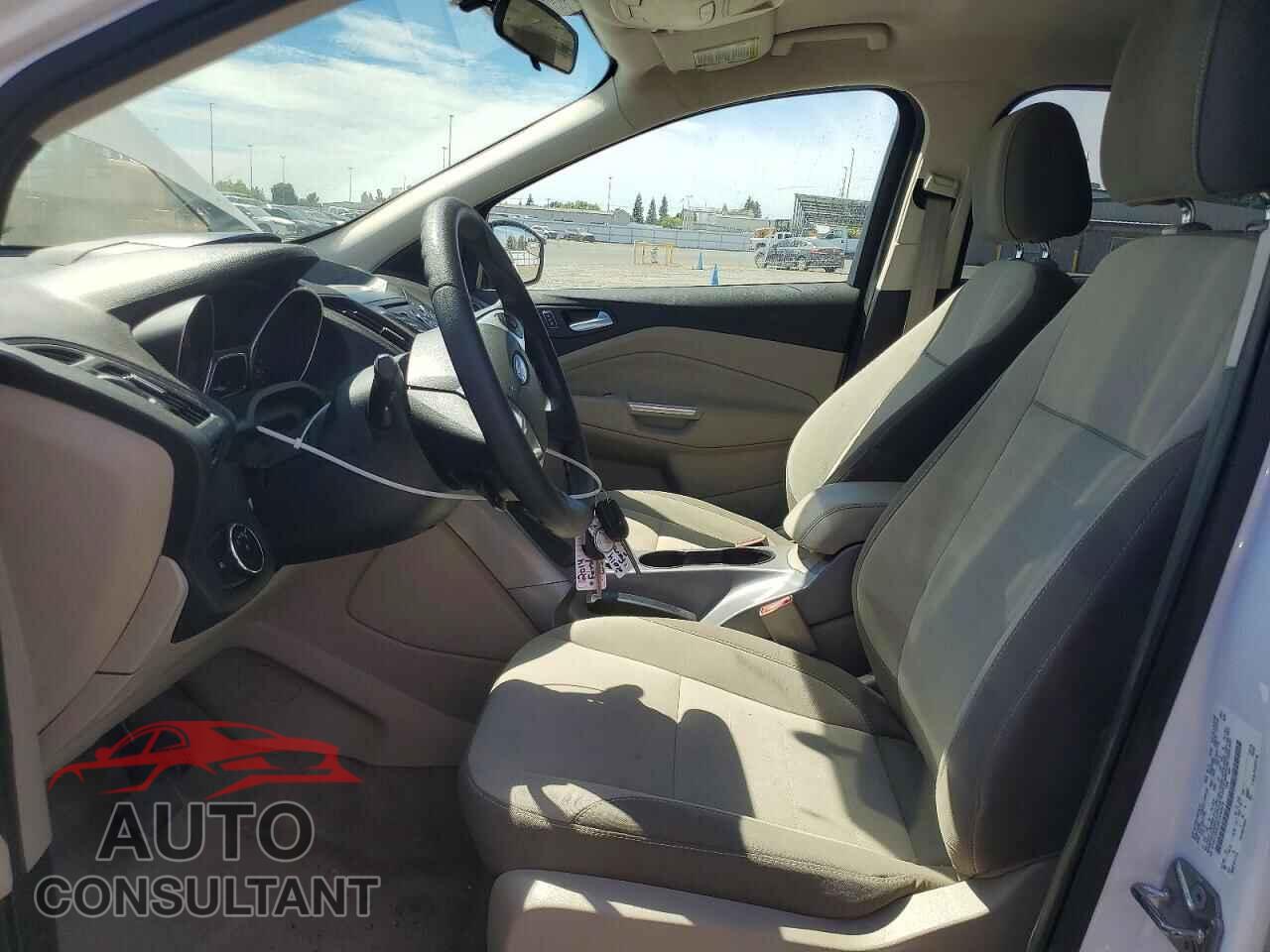 FORD ESCAPE 2014 - 1FMCU0GX9EUE42016