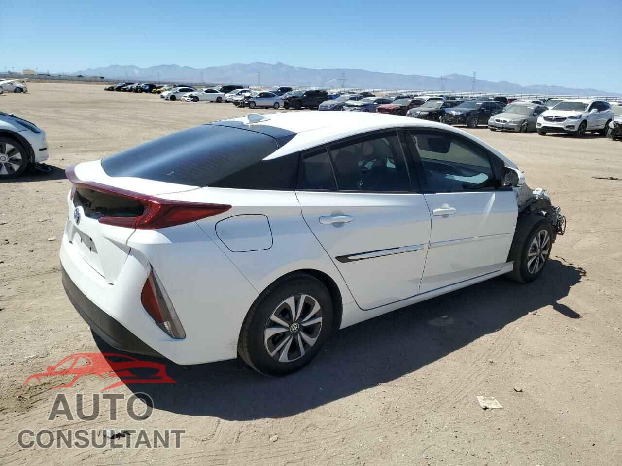 TOYOTA PRIUS 2018 - JTDKARFP0J3071682