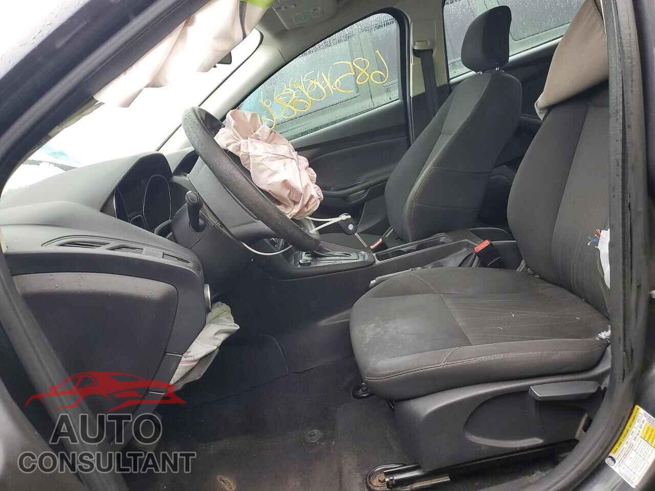 FORD FOCUS 2017 - 1FADP3E26HL326488