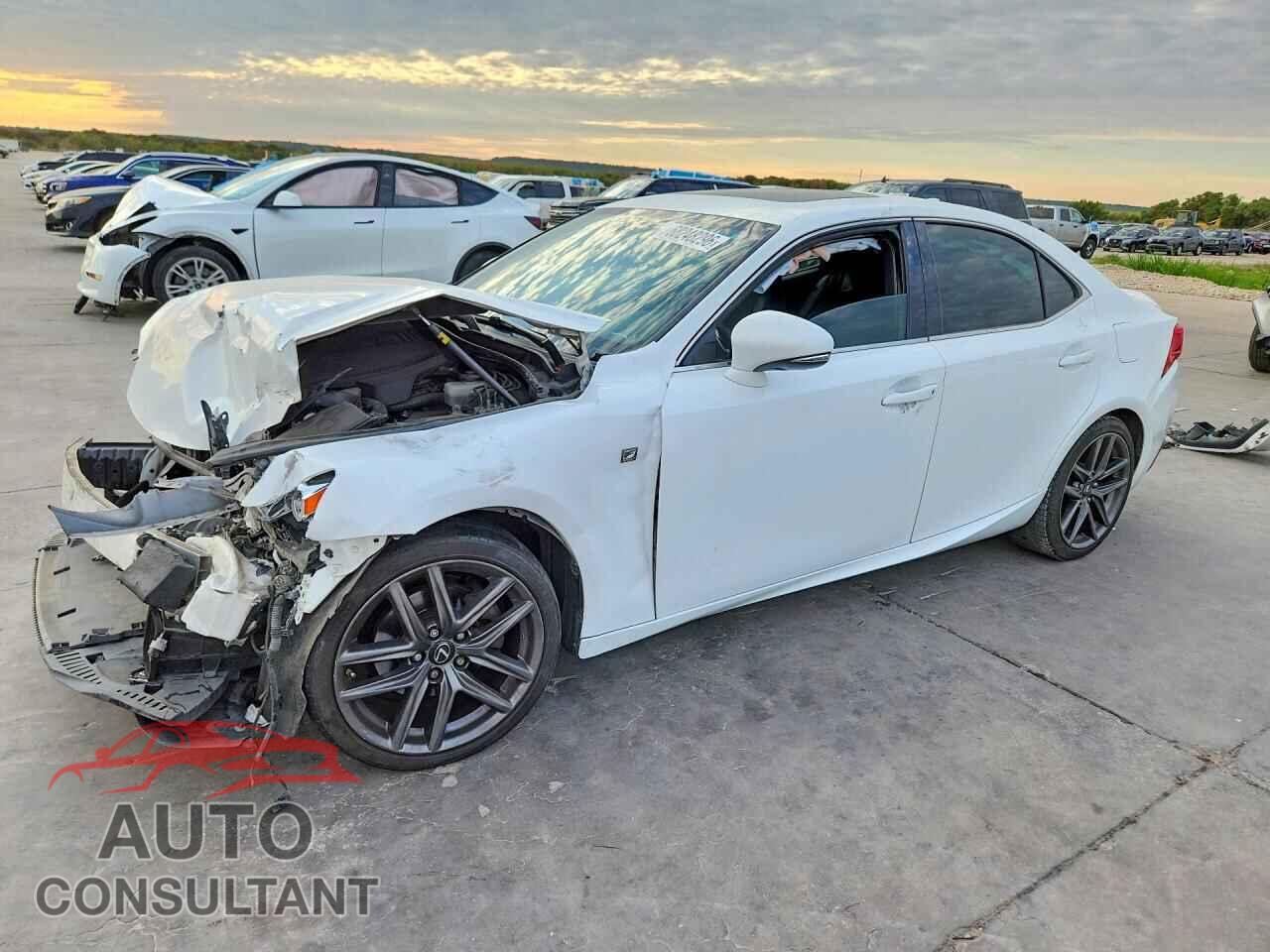 LEXUS IS 2015 - JTHBF1D22F5059019