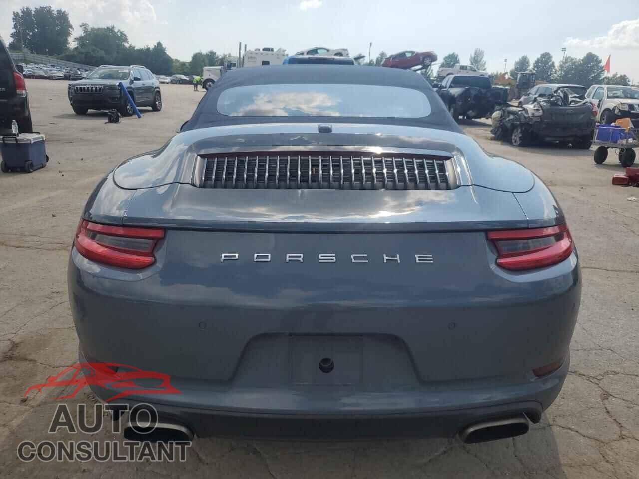PORSCHE 911 2017 - WP0CA2A97HS142039