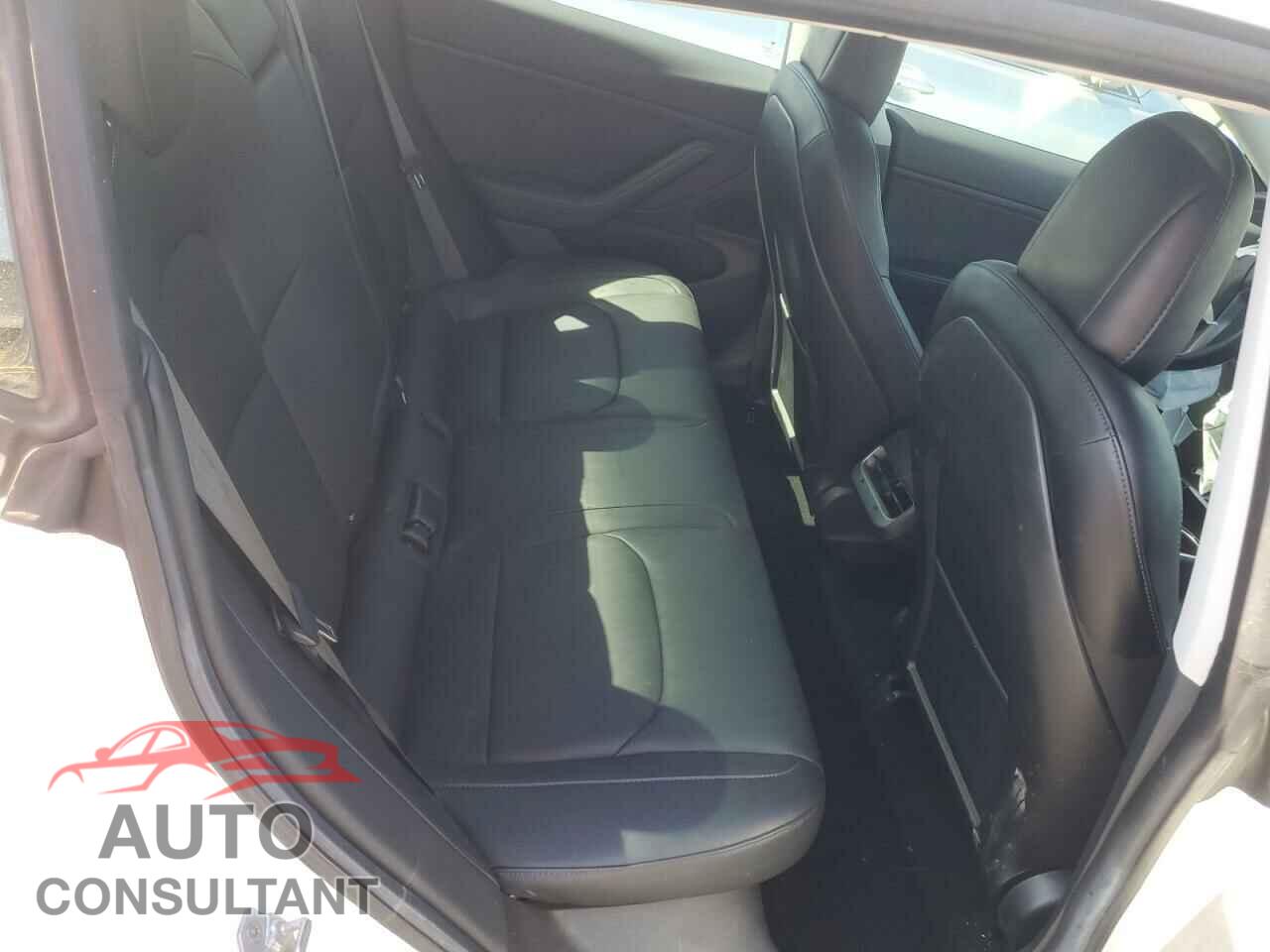 TESLA MODEL 3 2018 - 5YJ3E1EAXJF018465