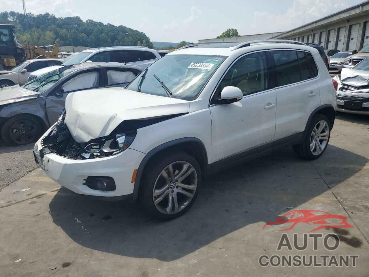 VOLKSWAGEN TIGUAN 2012 - WVGAV7AXXCW001910