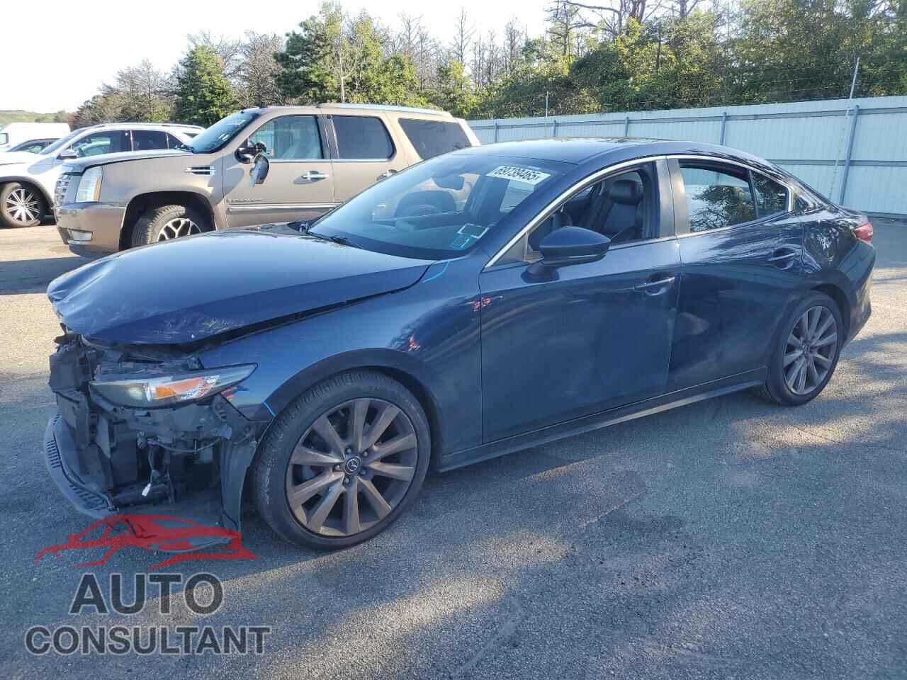 MAZDA 3 2019 - JM1BPBAM3K1116632