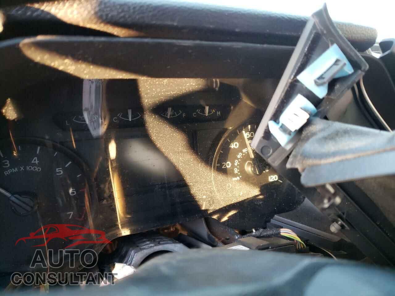 FORD F150 2018 - 1FTMF1E52JKD02177
