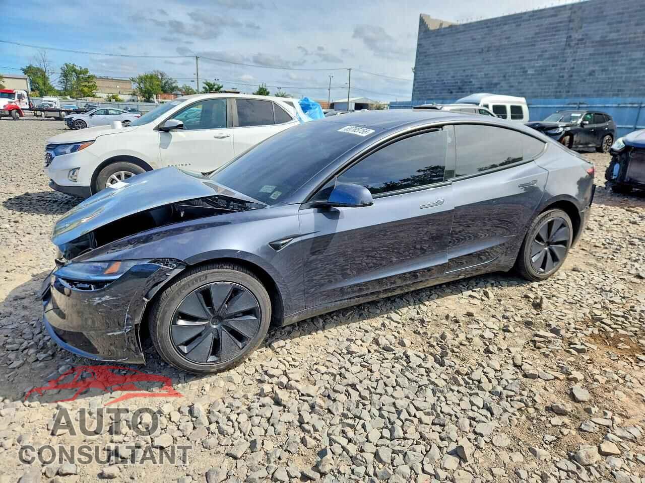 TESLA MODEL 3 2025 - 5YJ3E1EA2SF921050