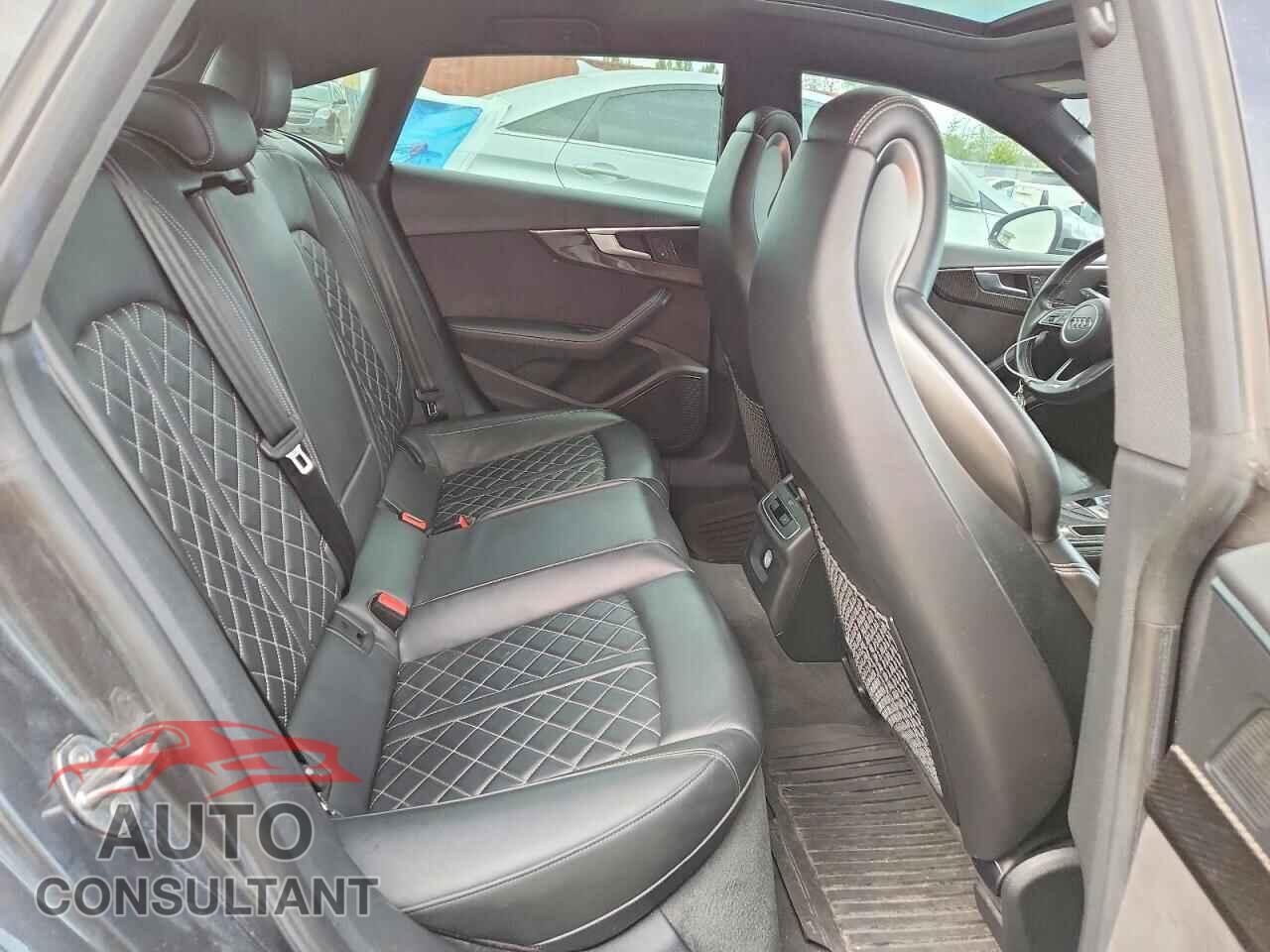AUDI S5/RS5 2018 - WAUC4CF59JA098301