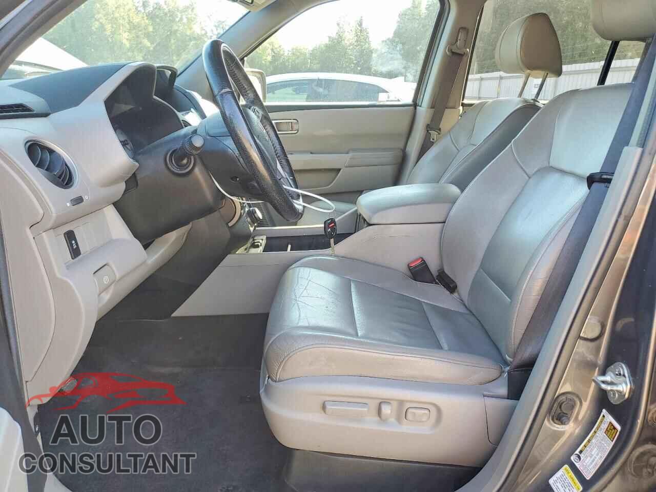 HONDA PILOT 2012 - 5FNYF4H71CB073877