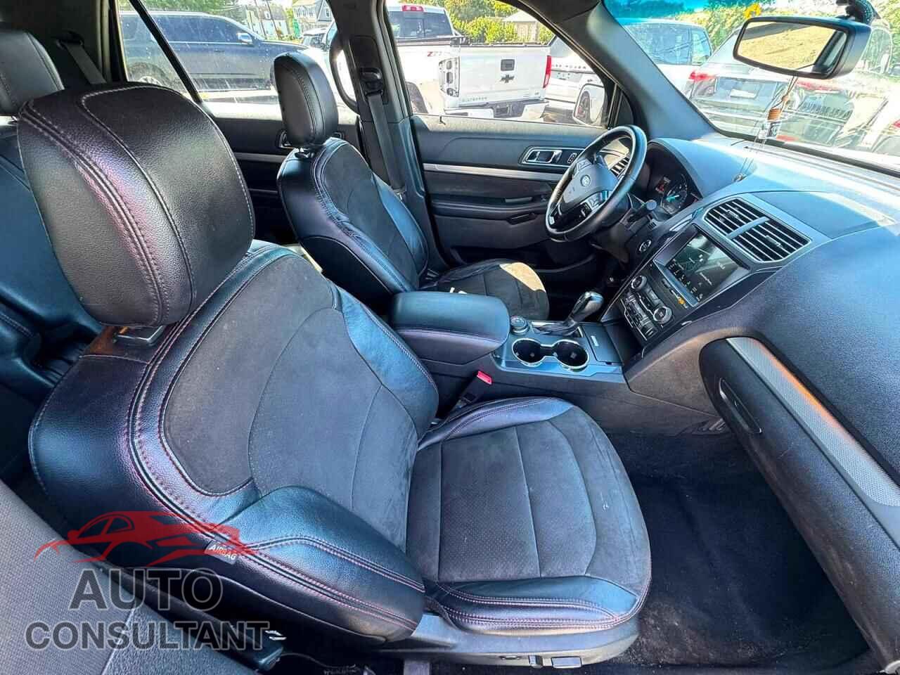 FORD EXPLORER 2019 - 1FM5K8D83KGA03110
