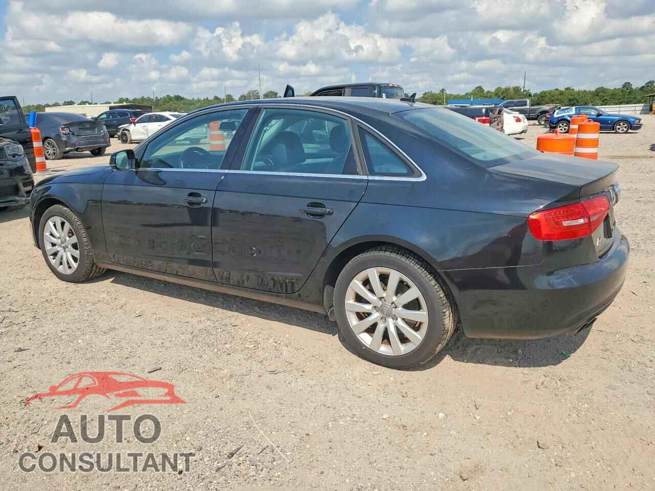 AUDI A4 2013 - WAUBFAFLXDN045399