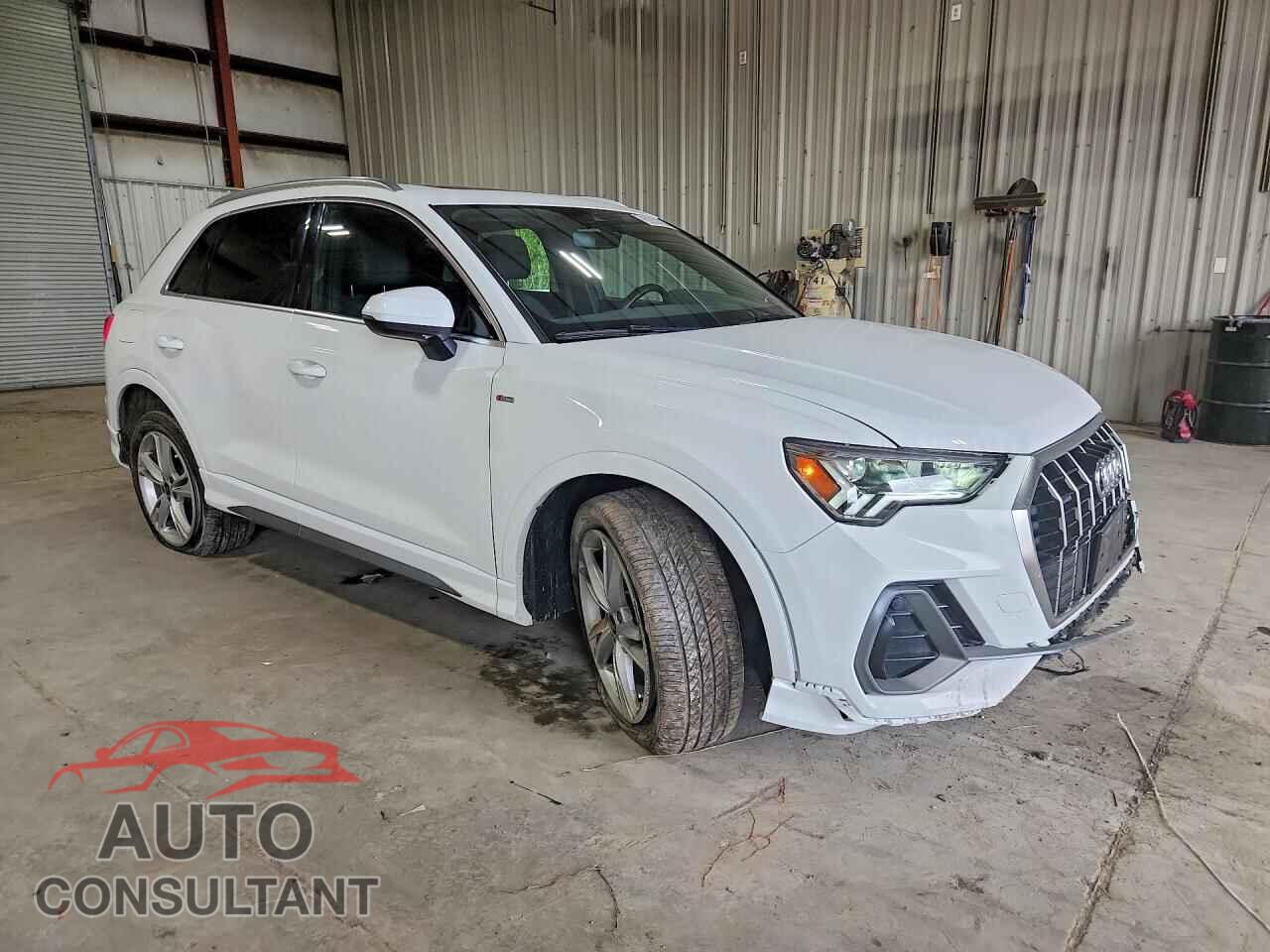 AUDI Q3 2021 - WA1EECF38M1152340