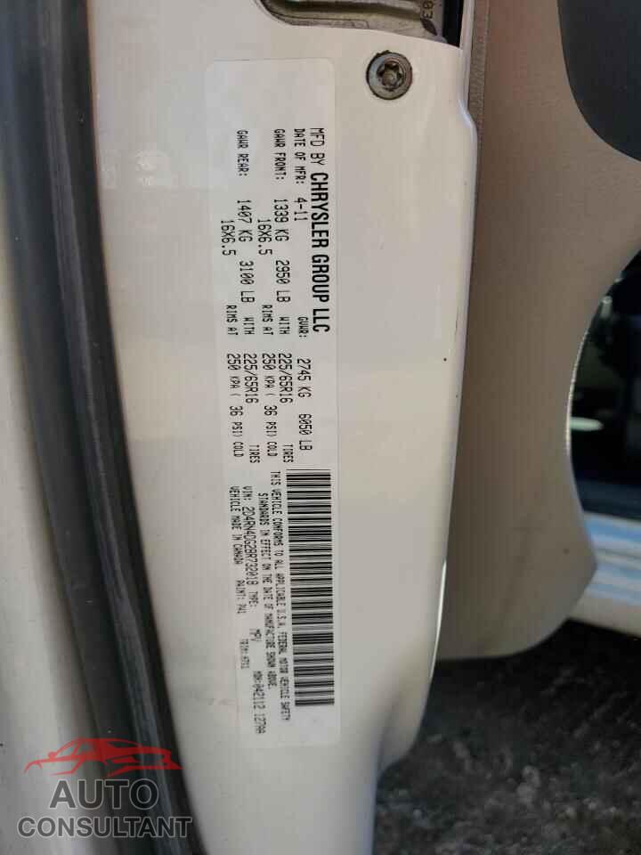DODGE CARAVAN 2011 - 2D4RN4DG2BR732018