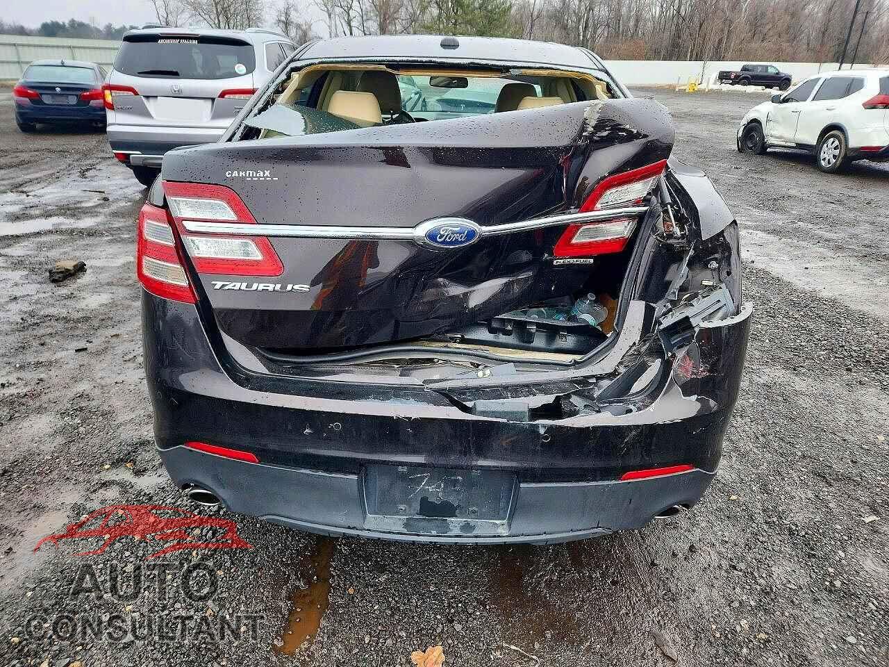 FORD TAURUS 2013 - 1FAHP2F81DG100747