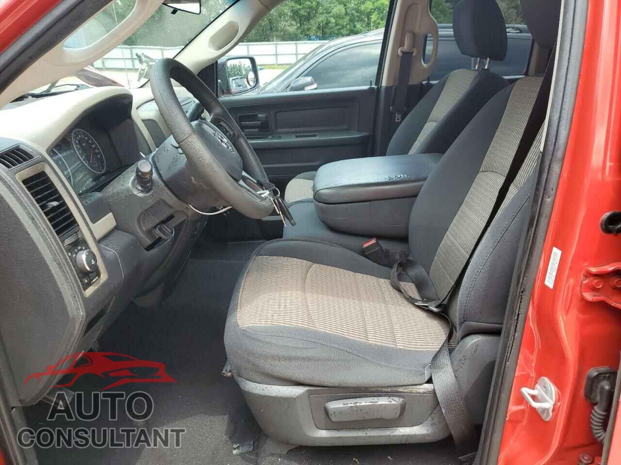 DODGE RAM 1500 2012 - 1C6RD7FT5CS164995