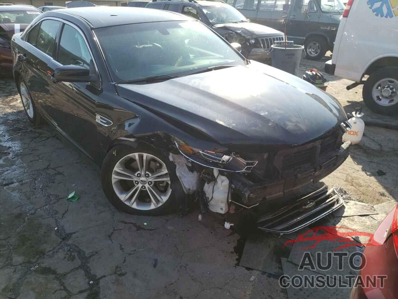 FORD TAURUS 2018 - 1FAHP2E80JG138483