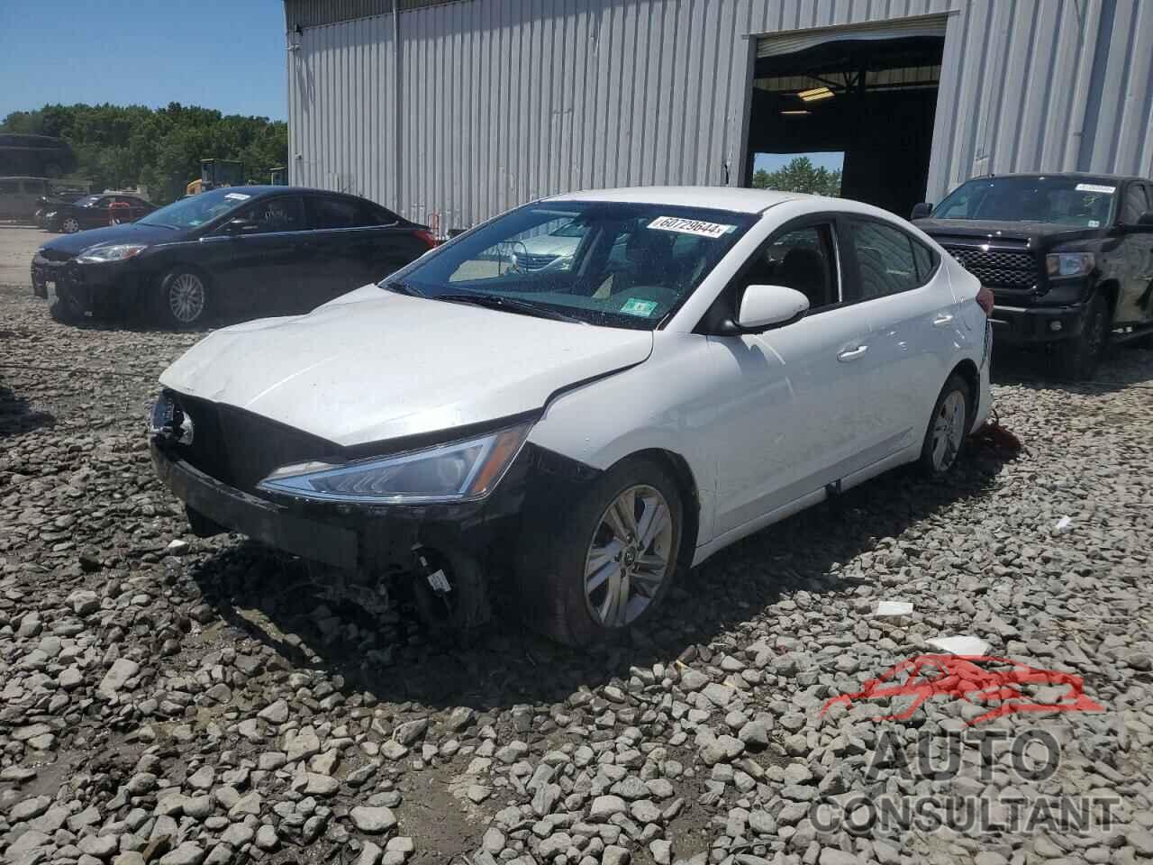 HYUNDAI ELANTRA 2019 - 5NPD84LF0KH485327