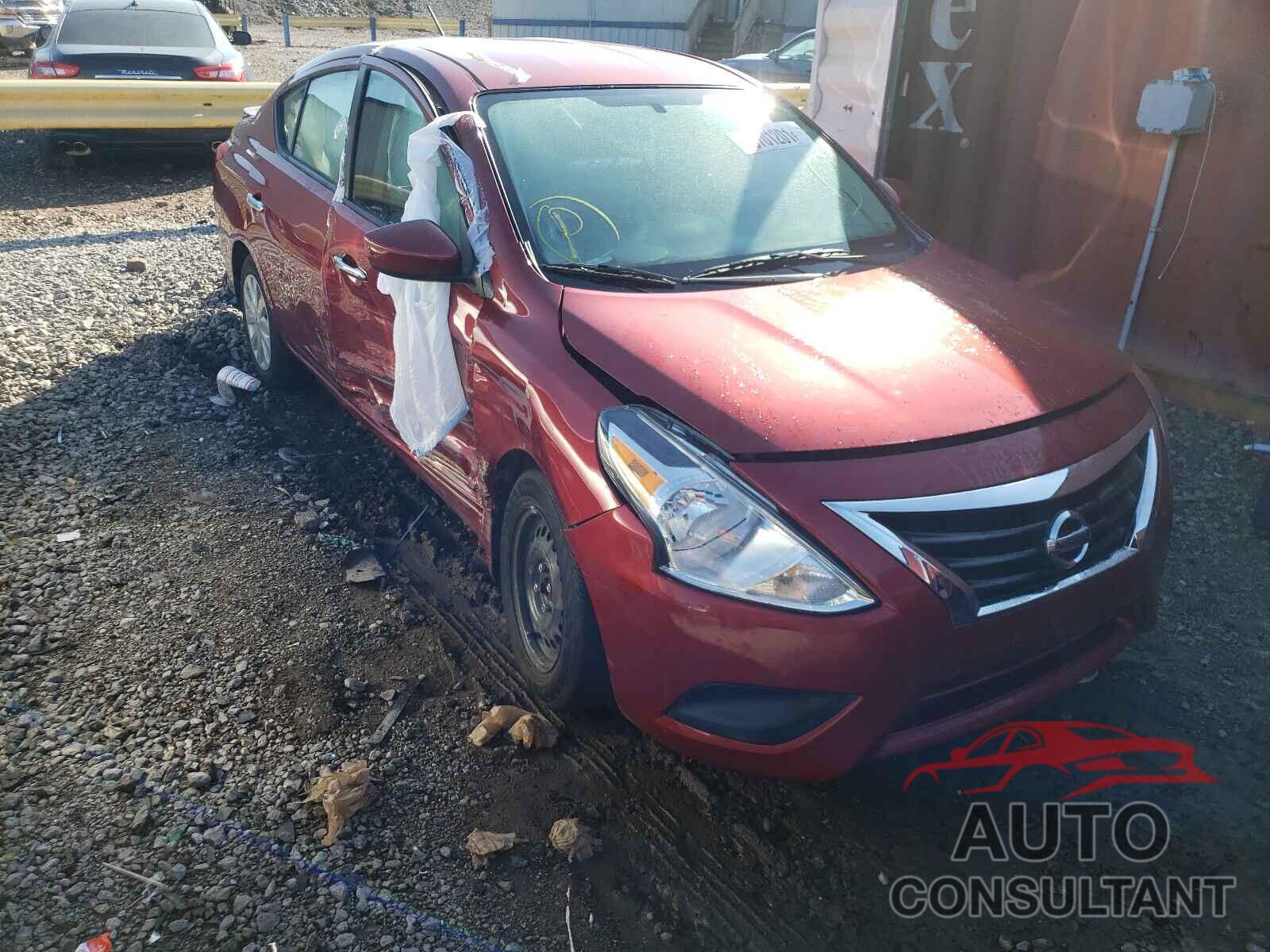 NISSAN VERSA 2018 - 3N1CN7AP8JL882934