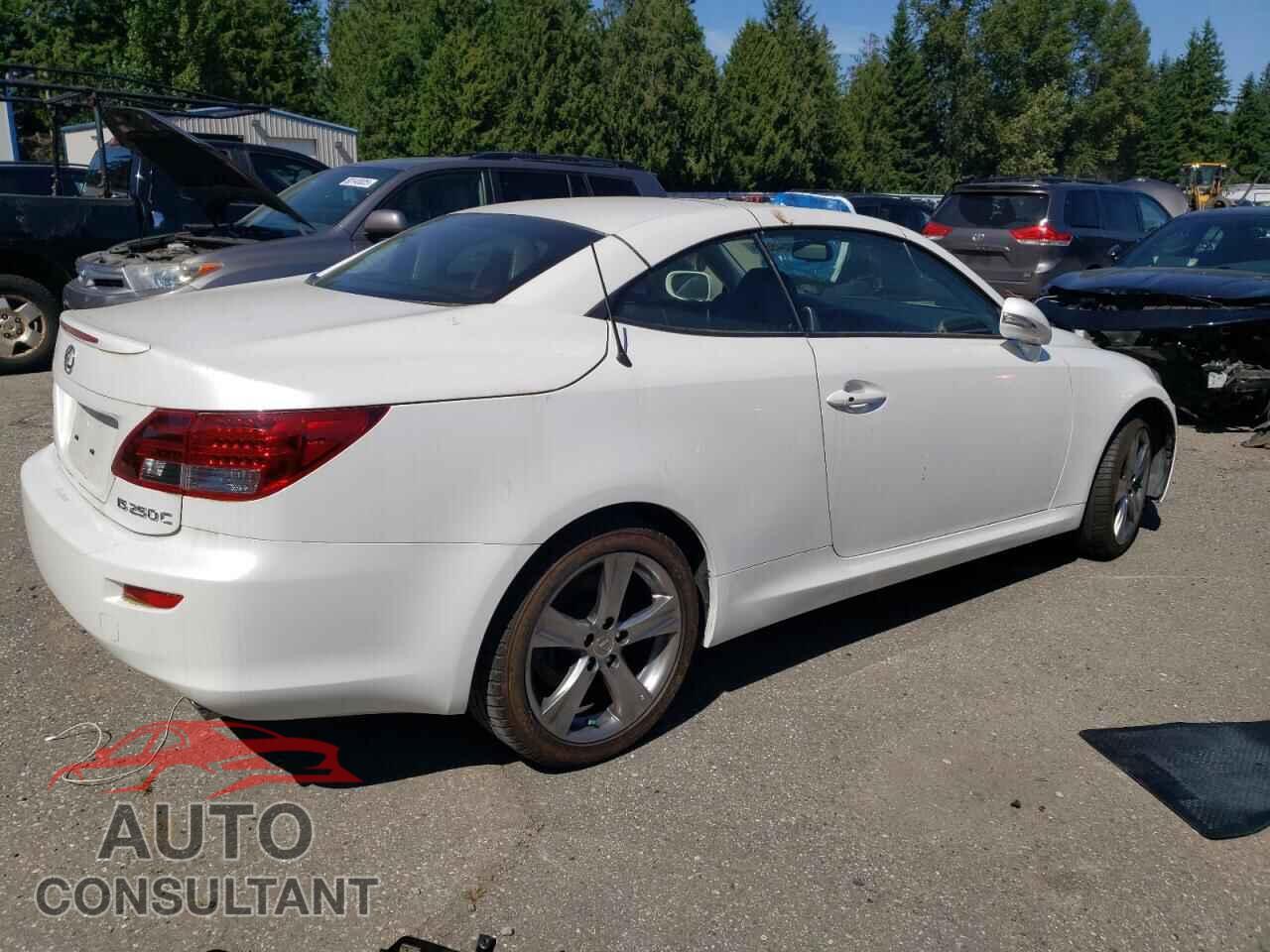 LEXUS IS 2014 - JTHFF2C25E2531190