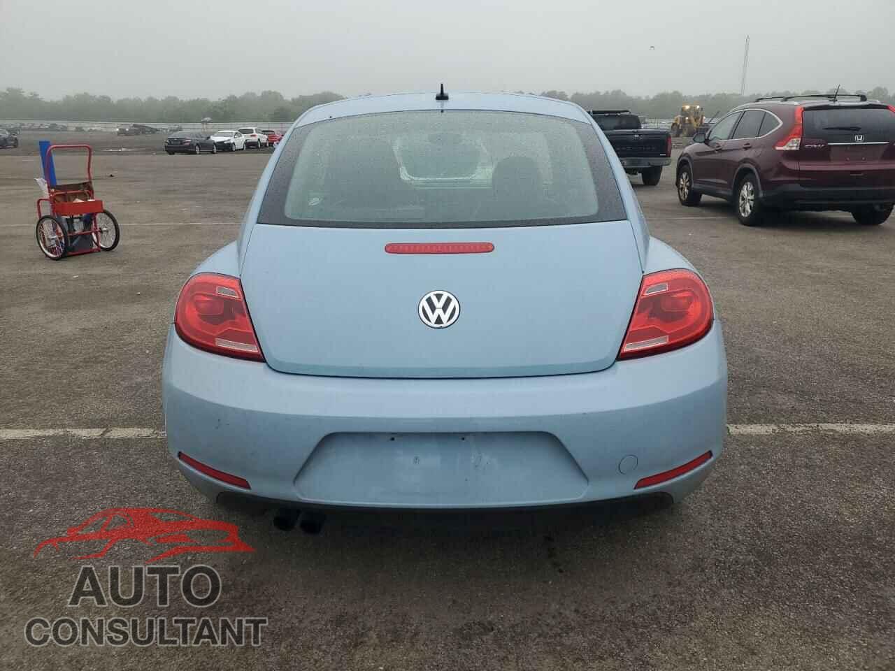 VOLKSWAGEN BEETLE 2015 - 3VWF17AT1FM645560